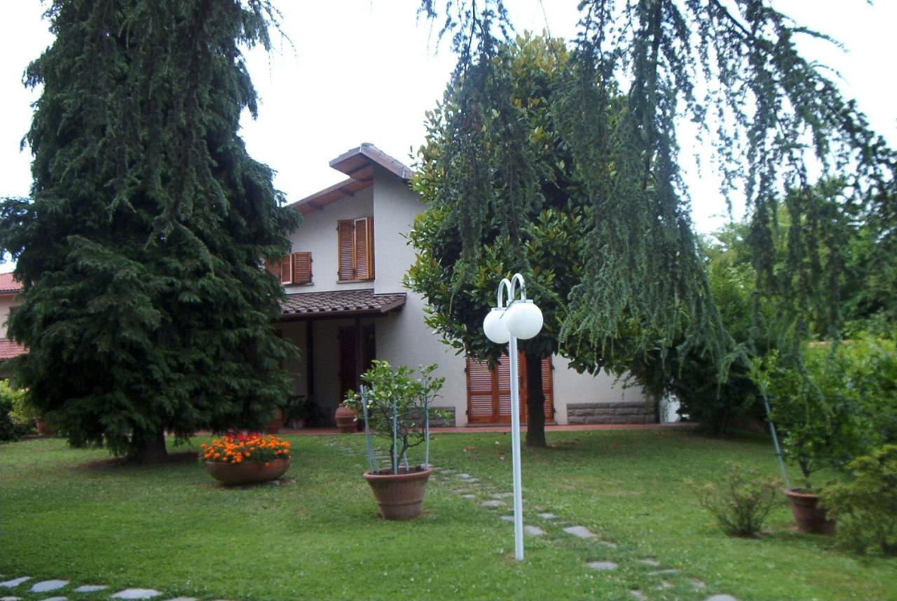 Appartamento Lussuoso 2 In Villa Riccardo Barga Buitenkant foto