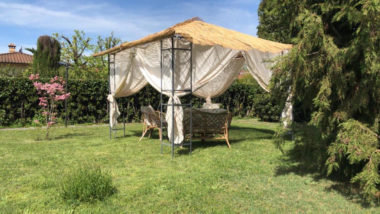 Appartamento Lussuoso 2 In Villa Riccardo Barga Buitenkant foto
