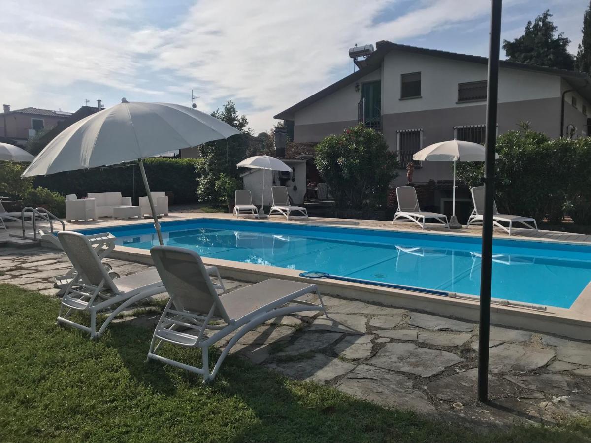 Appartamento Lussuoso 2 In Villa Riccardo Barga Buitenkant foto