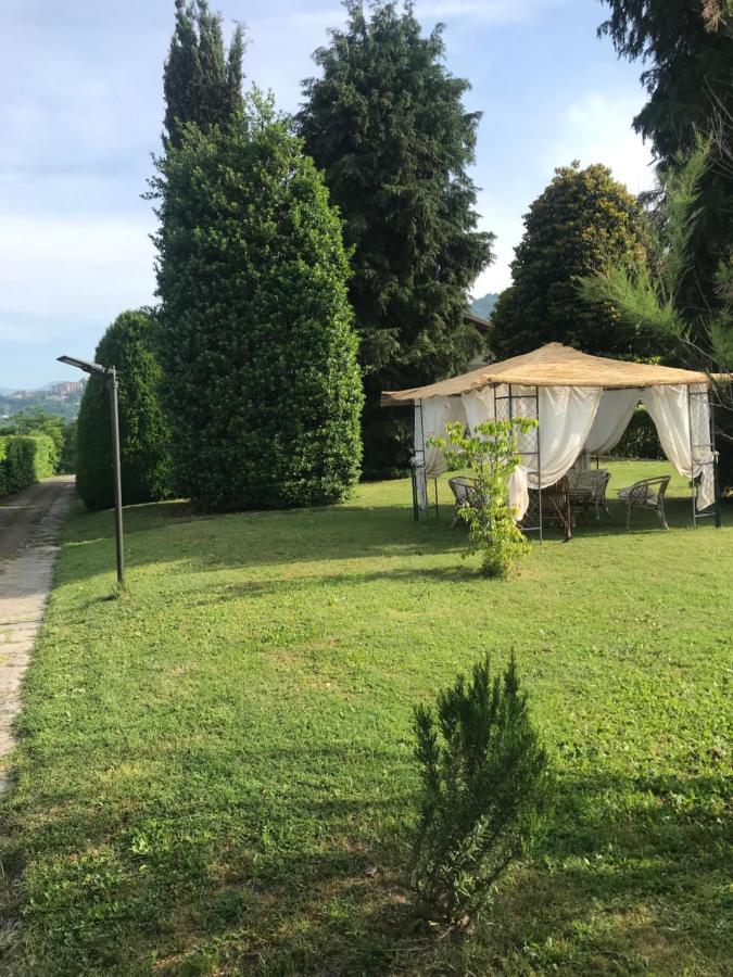 Appartamento Lussuoso 2 In Villa Riccardo Barga Buitenkant foto